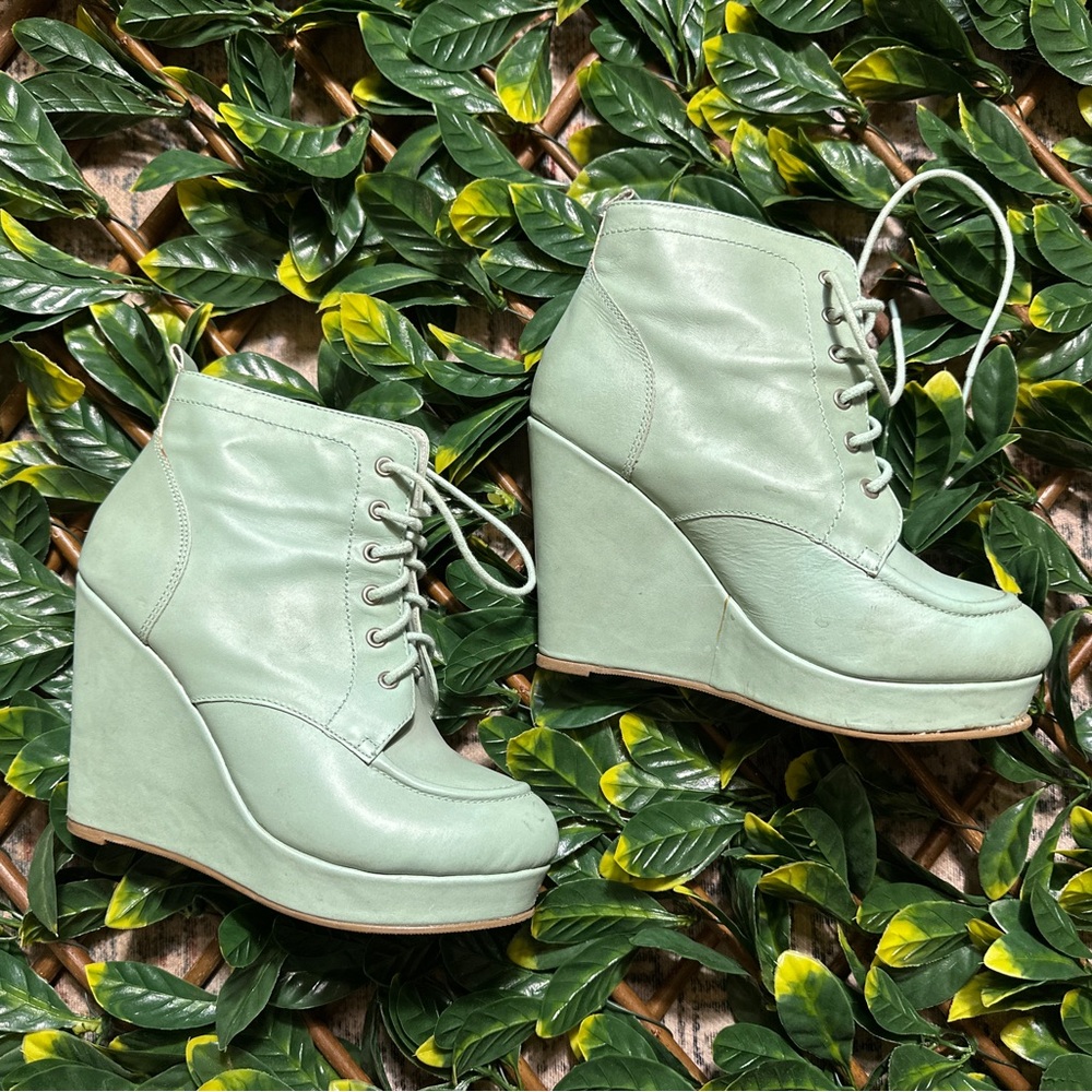 Urban Outfitters Deena and Ozzy Sea Foam Heeled Bootie Size 8
